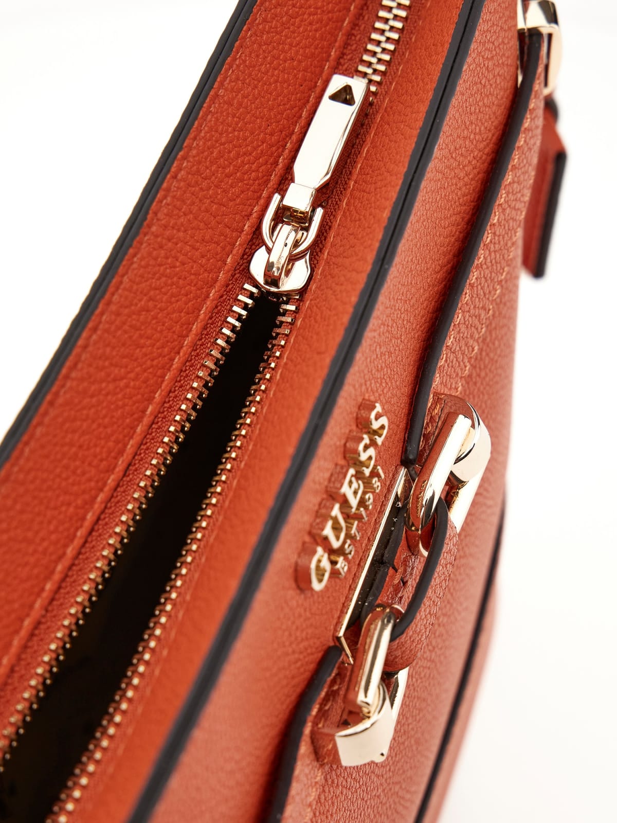 GUESS HWBG95 27040 SILVYE 116 pelle+aran