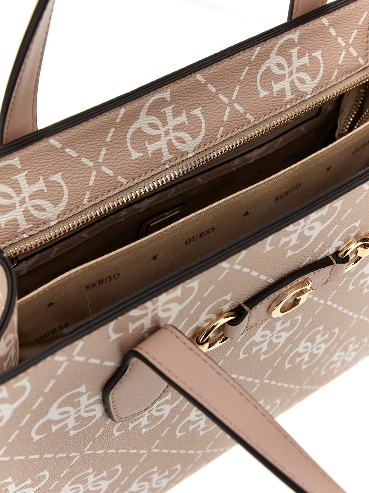 GUESS HWOQ86 54220 IZZY 663 stamp+beige SAND