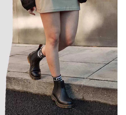 DR. MARTENS 2976 VIRGINIA 111 pelle+nero 30698001