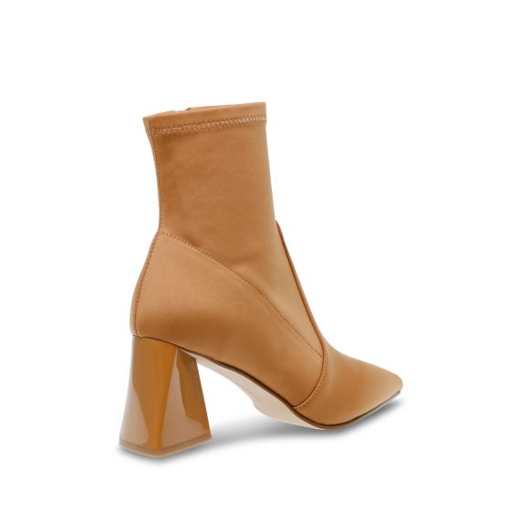 STEVE MADDEN ENLIST CAMEL