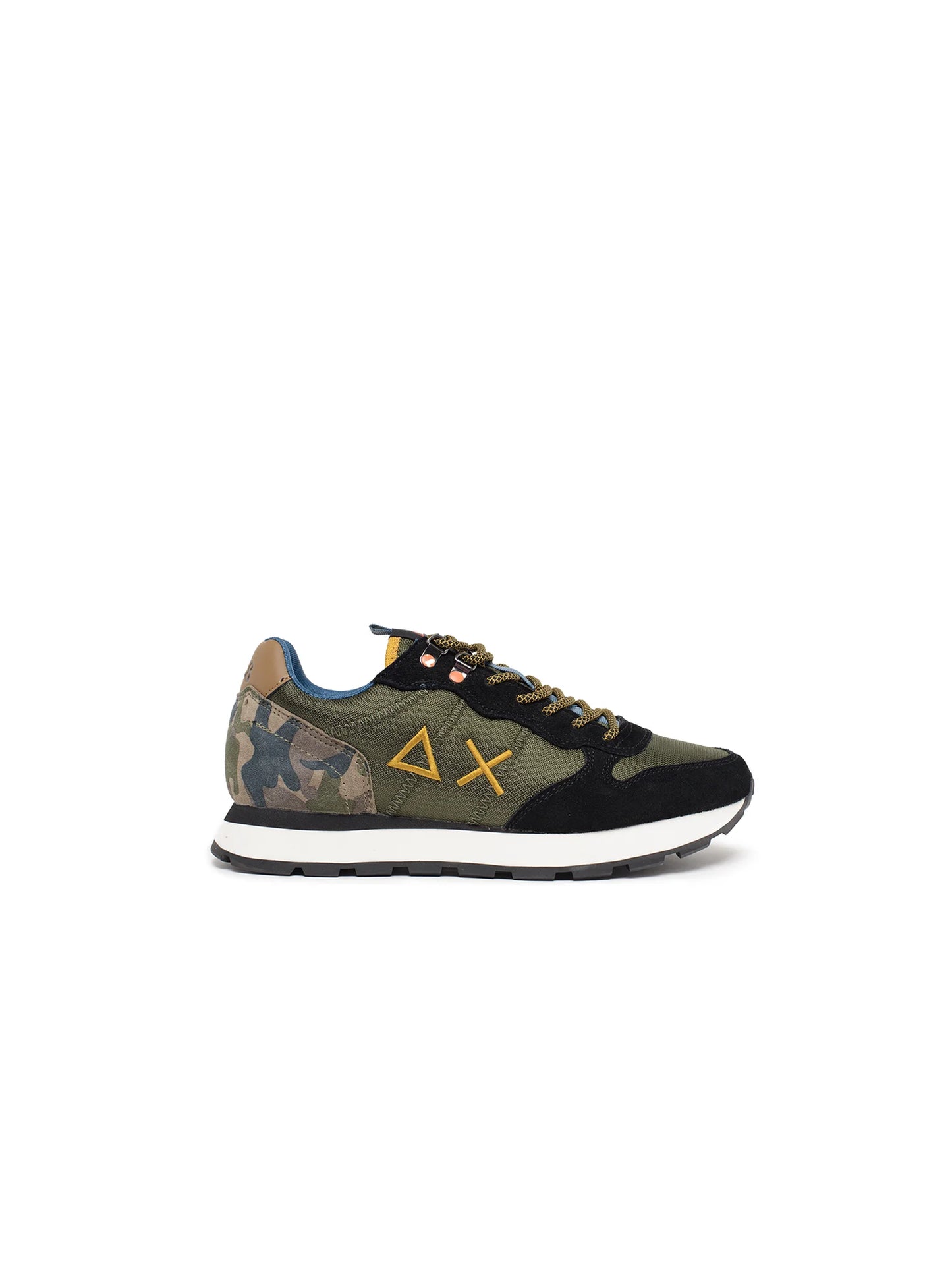 SUN68 Z43105 TOM GOES CAMPING 74 MILITARE SCURO