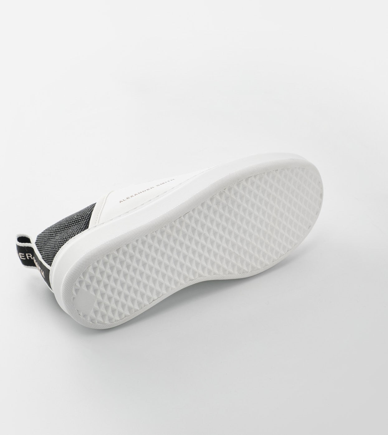 ALEXANDER SMITH E2D WEMBLEY WOMAN E116011 WHITE BLACK