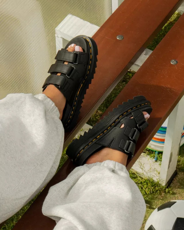 DR. MARTENS RAINE SLIDE 111 pelle+nero 40522001